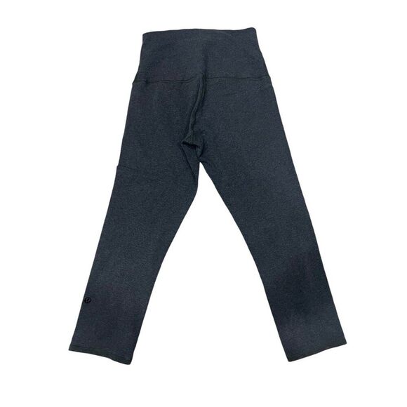 Lululemon Size 4 Charcoal Gray Cropped Leggings Inseam 23" - Picture 4 of 4
